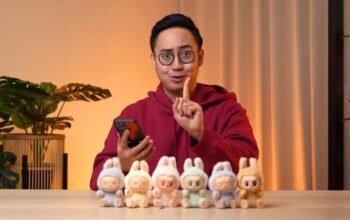 Unboxing boneka labubu