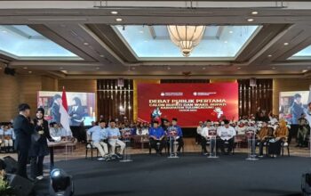 Paslon GaBah Paparkan Visi Misi Acara Debat Publik Pertama di Hall Crown Hotel: Ini Visi Misinya