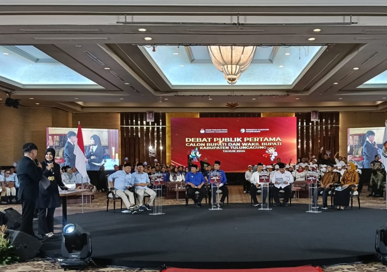 Momen debat Paslon Bupati dan Wakil Bupati Tulungagung pertama tahun 2024.