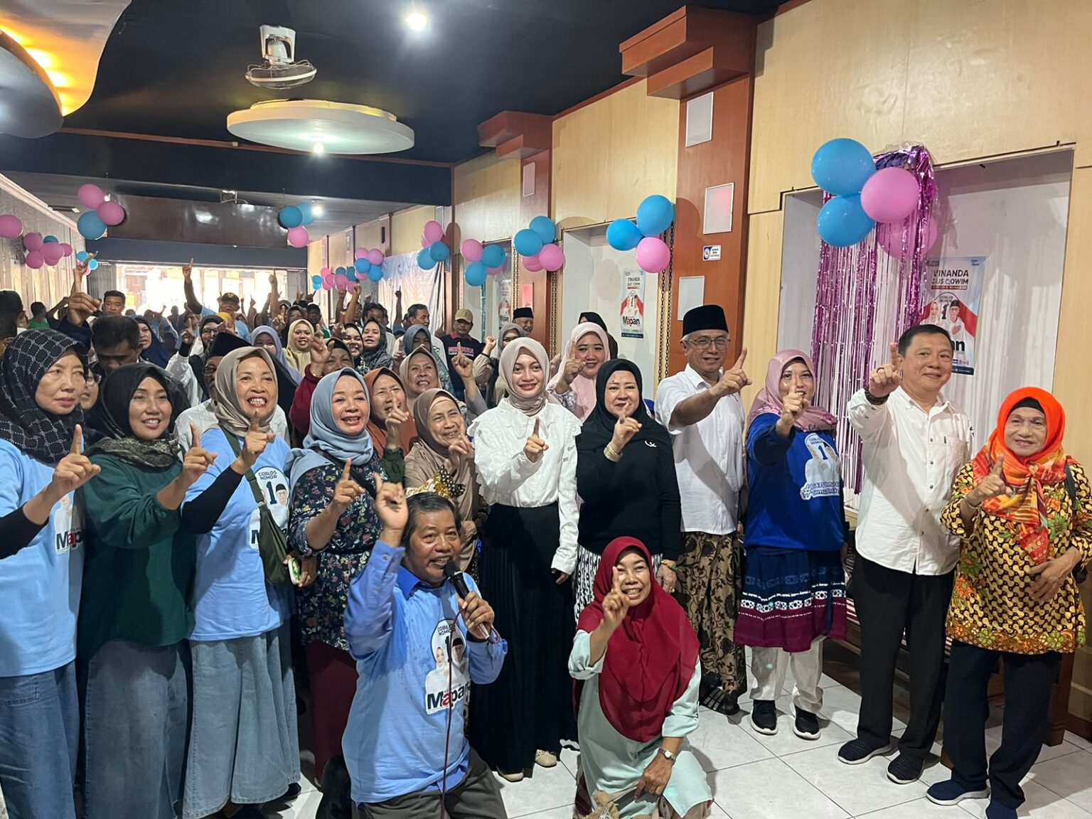 Suasana deklarasi keluarga besar Bawean Kota Kediri pada paslon nomor urut 01 Pilkada 2024