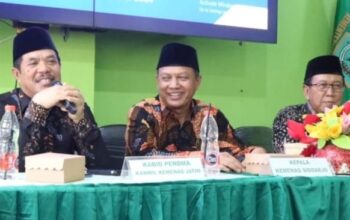 Kantor Kementrian Agama (Kankemenag) Sidoarjo menggelar Pembinaan Guru dan Karyawan yang diadakan di MTsN 3 Sidoarjo.