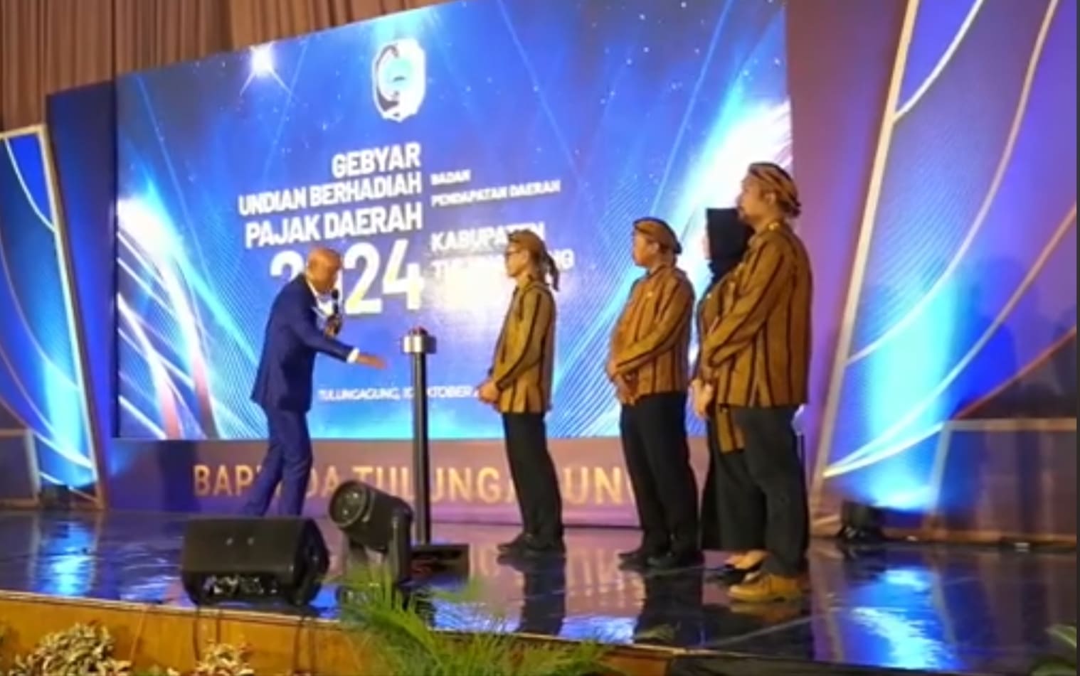 Pemerintah Kabupaten Tulungagung melalui Badan Pendapatan Daerah (Bapenda) Tulungagung menggelar Tax Award 2024 di Alba Garden Kepatihan