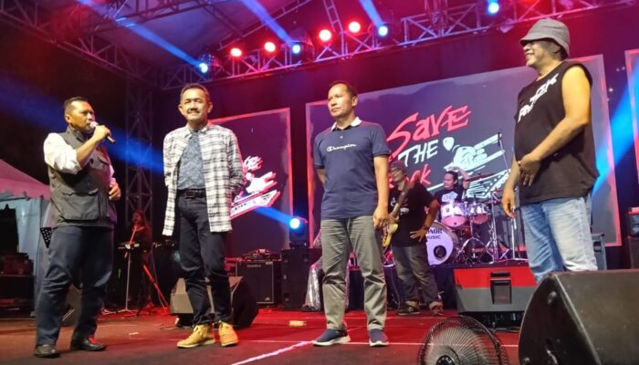 Malam Pergantian Tahun 2024 – 2025, Wabup Terpilih Ahmad Baharudin Hadiri Live Music End Year Rock