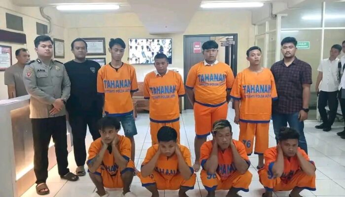 8 Orang Diglandang di Polda Jatim, Kasus Pengrusakan Mapolsek Watulimo Trenggalek