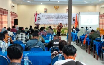 Bawaslu Kabupaten Trenggalek rapat koordinasi membahas publikasi hasil pengawasan dalam Pemilihan Serentak Tahun 2024.