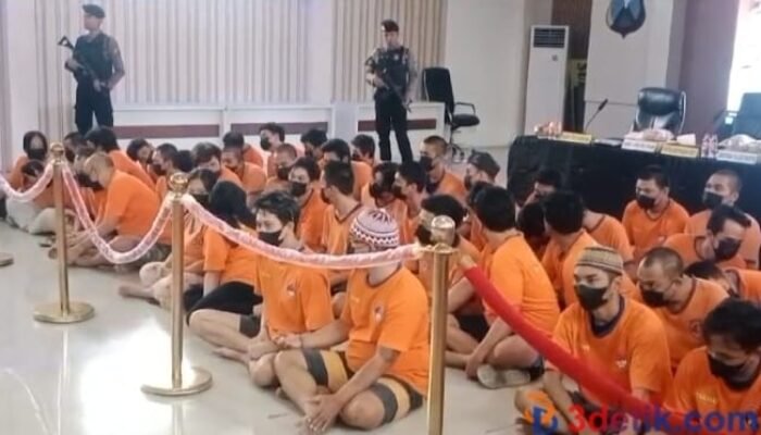 Polisi Ringkus Ratusan Tersangka dan Sita Barang Bukti Narkotika