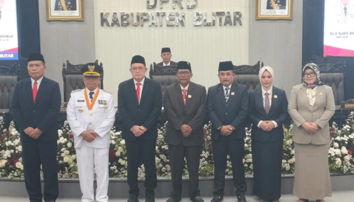 Rapat Paripurna Serah Terima Jabatan Bupati dan Wakil Bupati Blitar, Ketua DPRD Beri Dukungan Moril