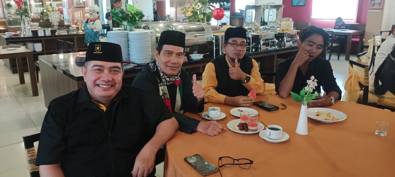 Ahmad Rofiq SH MH Pengacara khusus janda