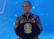 Aries Agung Paewai, Kandindik Jatim. [3detik.com]