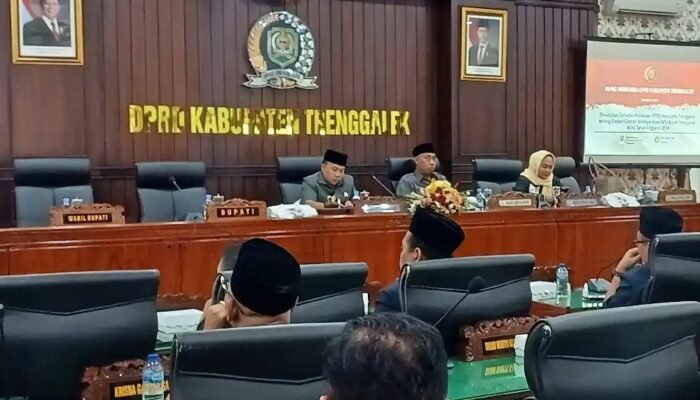 Paripurna DPRD Trenggalek, Bahas Laporan Pansus Terkait Pertanggungjawaban LKPJ Bupati Tahun 2024