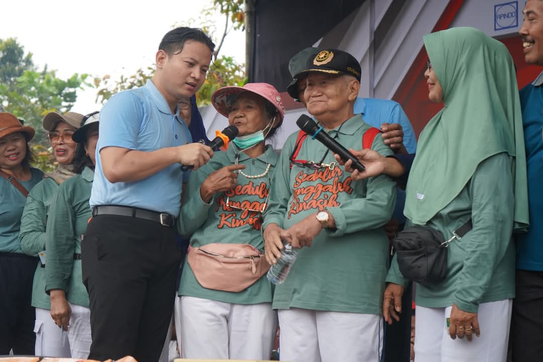 Peringatan Hari Buruh Internasional, Bupati Trenggalek, Mochamad Nur Arifin ajak para buruh doakan pengusaha di daerahnya senantiasa meraih kesuksesan