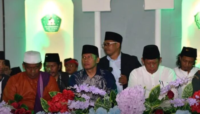 Wakil Bupati Tulungagung, Ahmad Baharudin, hadiri Pengajian rutinan di Ponpes Modern Darul Akhwan, Desa Kendal Kecamatan Gondang