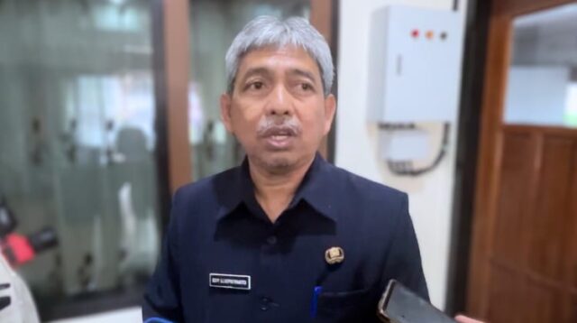 Pemerintah Kabupaten (Pemkab) Trenggalek sedang sibuk merancang peraturan daerah
