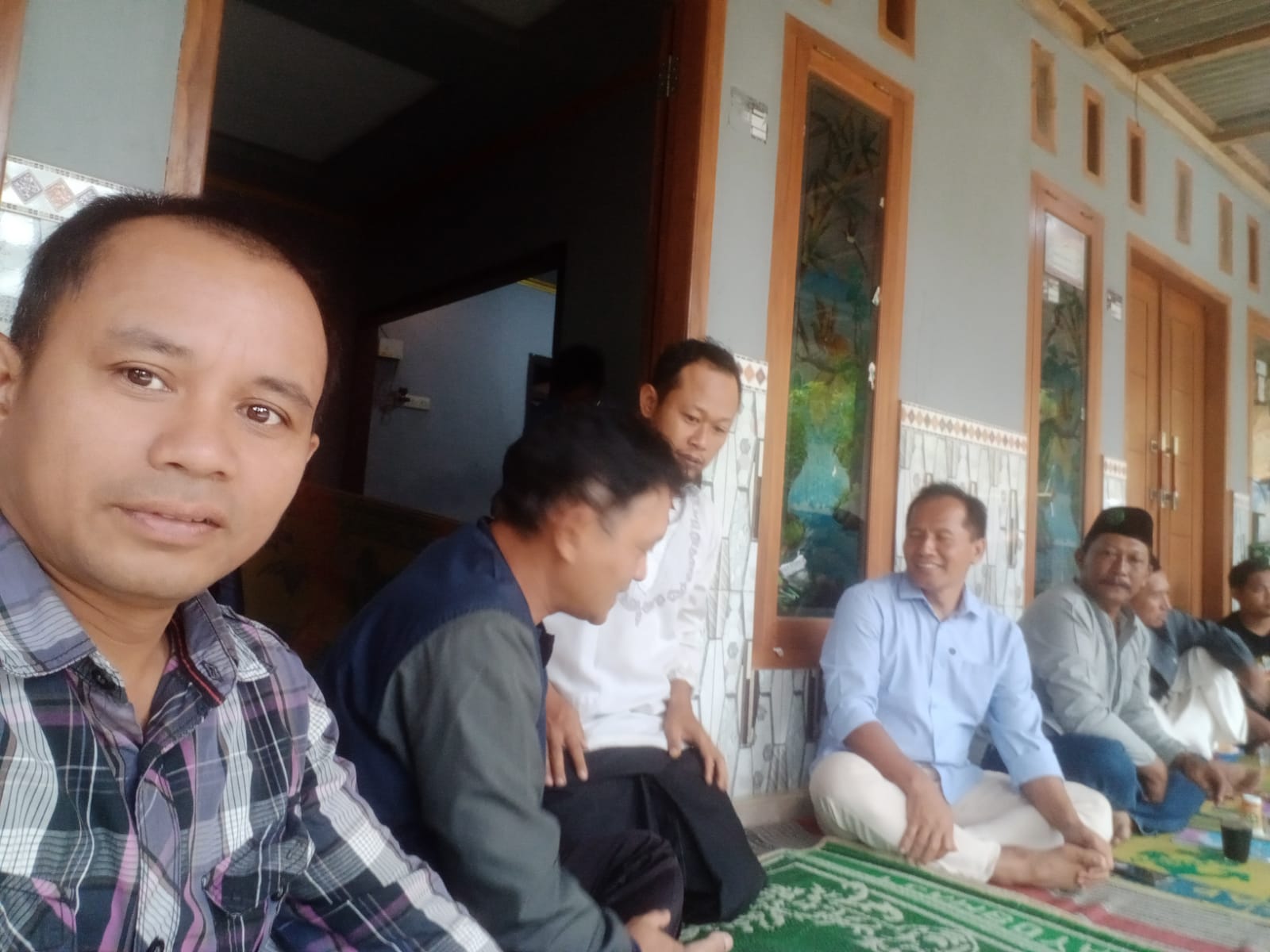 Wabup Tulungagung Ahmad Baharudin takziah ke rumah duka.