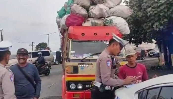 Jawab Keluhan Warga, Polres Nganjuk Gencarkan Tilang Truk ODOL