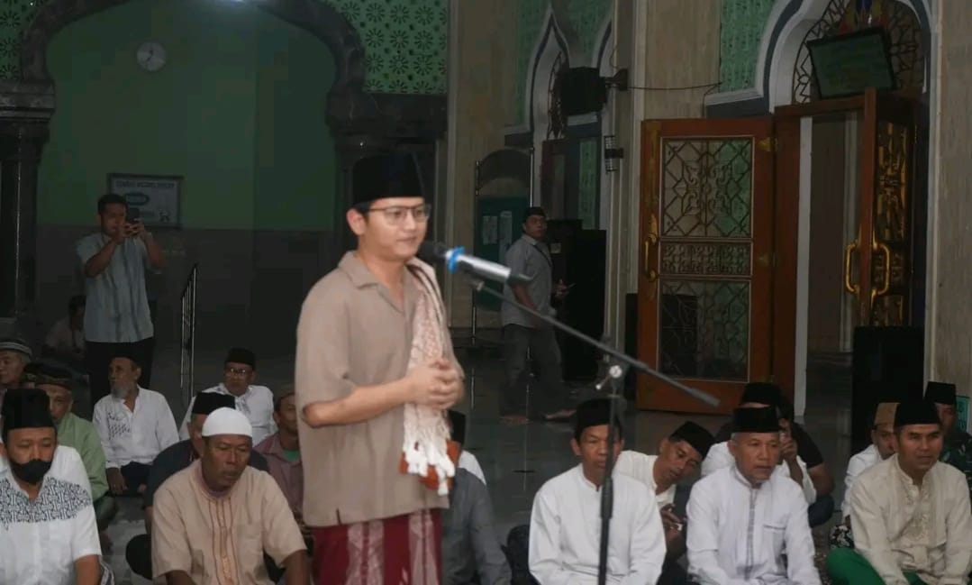 Bupati Trenggalek, Mochamad Nur Arifin dalam kegiatan Gema Takbir menyambut Hari Raya Idul Adha 1446 H mengatakan mungkin Trenggalek sedang diuji ketauhidtannya