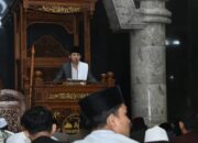 Bupati Trenggalek, Mochamad Nur Arifin bersama jajaran Forkopimda Trenggalek Shalat Idul Adha 1446 H di Masjid Agung Baiturrahman Trenggalek