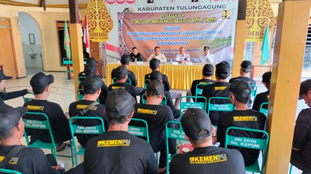 BBWS Brantas berkerjasama dengan Pemkab Tulungagung gelar sosialisasi dan pembinaan kelembagaan Himpunan Petani Pemakai Air (HIPPA), di Balai Desa Kepuh