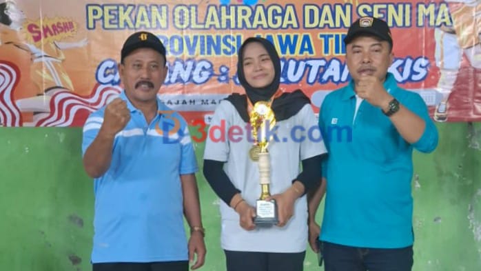Siswi MAN 1 Gresik, sabet juara pertama. [3detik.com]