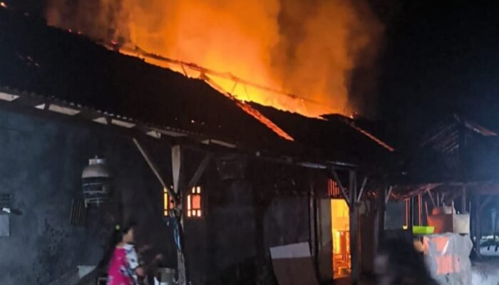 Ludes Terbakar! Pabrik Tahu di Desa Nglongsor Trenggalek