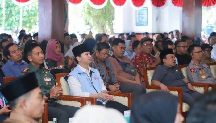 Bupati Trenggalek Mengikuti Secara Daring Peluncuran 80.000 Kelembagaan Koperasi Desa/Kelurahan Merah Putih