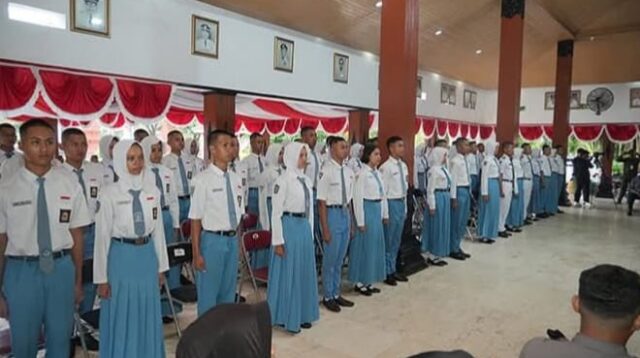 wakil bupati Trenggalek membuka pelatihan calon Paskibraka tingkat kabupaten Trenggalek tahun 2025