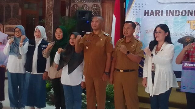 OJK Kediri bersama Pemerintah Kabupaten Tulungagung menggandeng PT. BPR Bank Tulungagung menggelar lomba cerdas cermat dan lomba mewarna