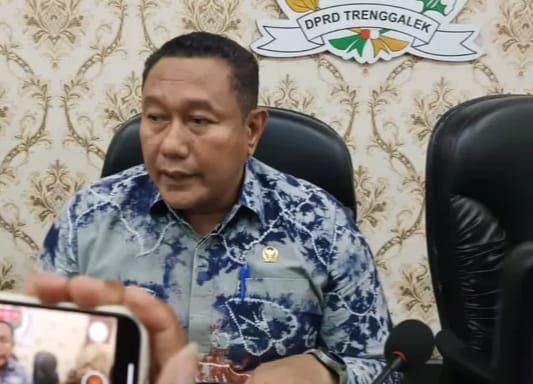 Ketua Komisi II DPRD Trenggalek Mugianto Rapat kerja membahas Kebijakan Umum Anggaran dan Prioritas Plafon Anggaran Sementara (KUA-PPAS)