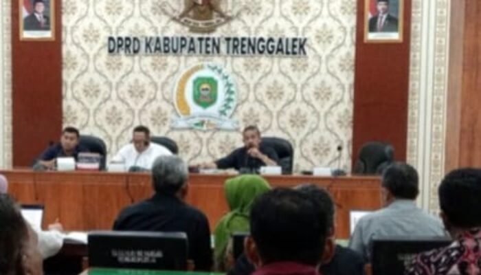 Rapat Pansus DPRD Trenggalek, Kejar Finalisasi Bersama Eksekutif Terkait Hasil Evaluasi