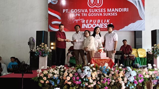 HUT Ke-1 PT Gosiva Sukses Mandiri Suasana haru sekaligus meriah mewarnai perayaan ulang tahun pertama Lembaga Pelatihan Kerja (LPK) Tri Gosiva Sukses Mandiri Kabupaten Tulungagung