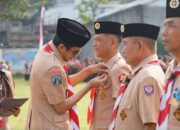 Wakil Bupati Trenggalek, Syah Mohamad Natanegara melantik kurang lebih 319 Pramuka Siaga Garuda