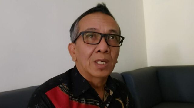 Ketua Komisi III Wahyudianto, pinjaman kita sekitar Rp 56 miliar, itu semua untuk perbaikan jalan