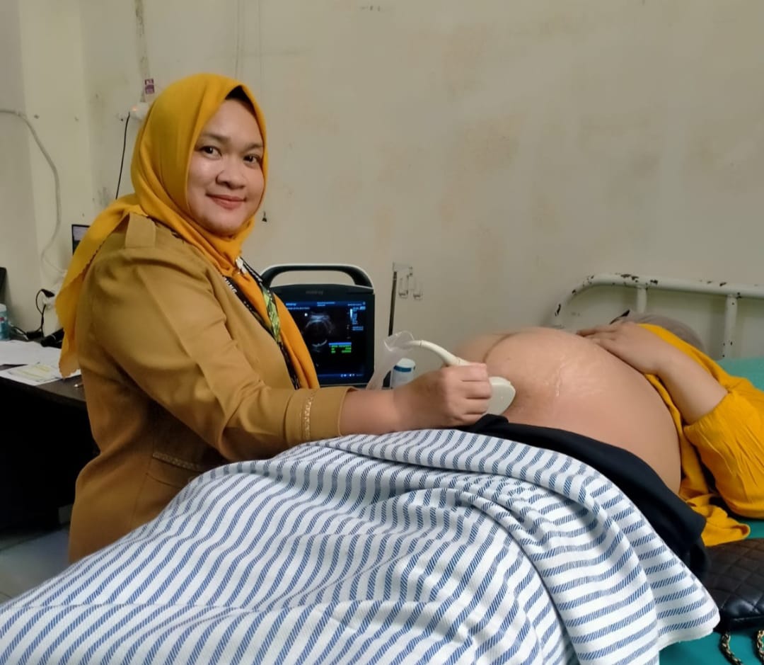 dr. Yustien Yusiana dari Puskesmas Sembung, program Puskesmas umumnya ada pelayanan kesehatan untuk ibu hamil, bayi, balita, anak, dewasa dan lansia