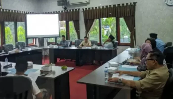 Rapat Banmus DPRD Trenggalek, Mengonsentrasikan Rancangan APBD 2026
