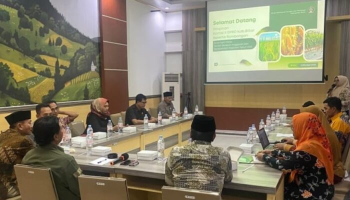 Komisi II DPRD Kabupaten Blitar melaksanakan Rapat Kerja terkait serapan anggaran dan pelaksanaan kegiatan tahun 2025
