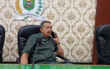 Komisi lV melaksanakan rapat kerja (raker) dengan tiga organisasi perangkat daerah (OPD) mitra di Aula DPRD Trenggalek