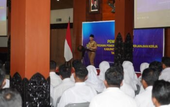 Pemkab Trenggalek Pengangkatan ribuan ASN tersebut merupakan bagian dari kebijakan pemerintah untuk menyelesaikan penataan tenaga non-ASN