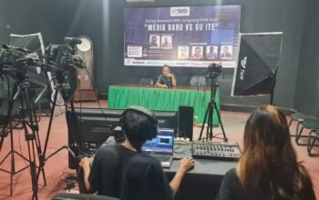 Diskusi Nasional tentang mengupas tuntas Undang-Undang Informasi dan Transaksi Elektronik seperti Podcast, dan Youtube
