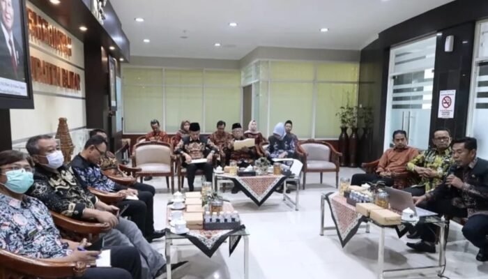 Pemkab Blitar Matangkan Persiapan Audiensi Perhutanan Sosial, Bupati Rijanto dan Wabup Beky Tegaskan Komitmen Kolaborasi