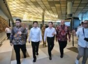 Bupati Trenggalek itu mendapat apresiasi langsung dari Presiden Direktur Lion Air Group, Capt. Daniel Putut Kuncoro Adi