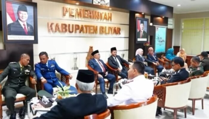 Wakil Ketua II DPRD Blitar Hadiri Upacara Hari Bela Negara ke-77, Tegaskan Sinergi Jelang Nataru