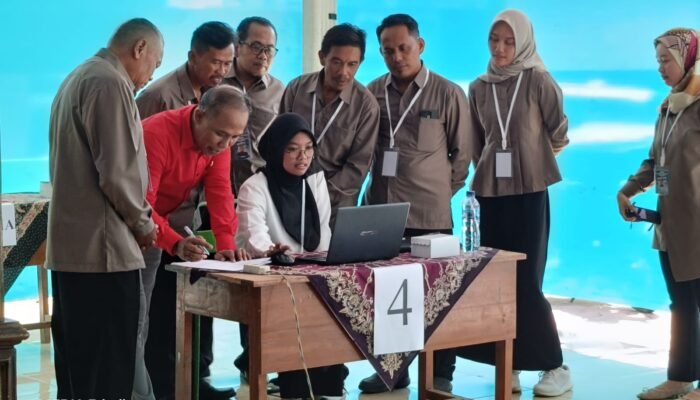 Ujian Perangkat Desa Pagerwojo Digelar Terbuka, Pebriana Nurcahyono Raih Skor Tertinggi