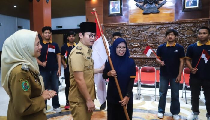 Bupati Trenggalek Lepas 9 Pemuda Kuliah D2 Gratis ke Korea Selatan, Lulus Langsung Disiapkan Kerja