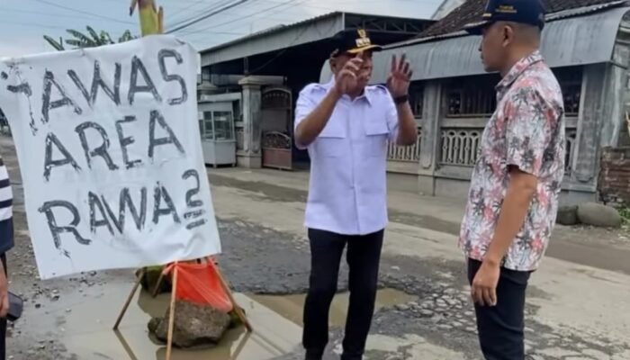 Lima Tahun Rusak, Jalan di Sumbergempol dan Ngunut Akhirnya Diperbaiki Mulai 23 Februari