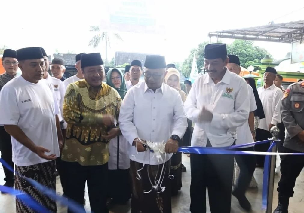 Bupati Blitar Rijanto resmi membuka Program Gerai Z-Ifthar Ramadhan 1447 H yang digelar oleh Baznas Kabupaten Blitar