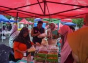 Dinas Kesehatan, Pengendalian Penduduk dan Keluarga Berencana (Dinkes PPKB) Kabupaten Trenggalek bersama BPOM melakukan pengawasan takjil di sejumlah titik keramaian