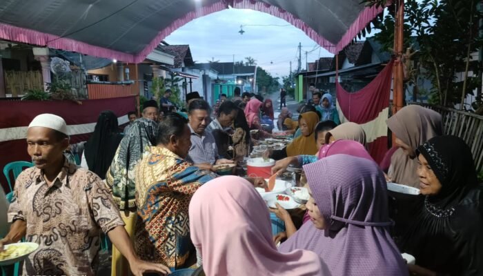 Bukber Warga RT 05 Kebonagung Tulungagung Jadi Ajang Perkuat Kerukunan