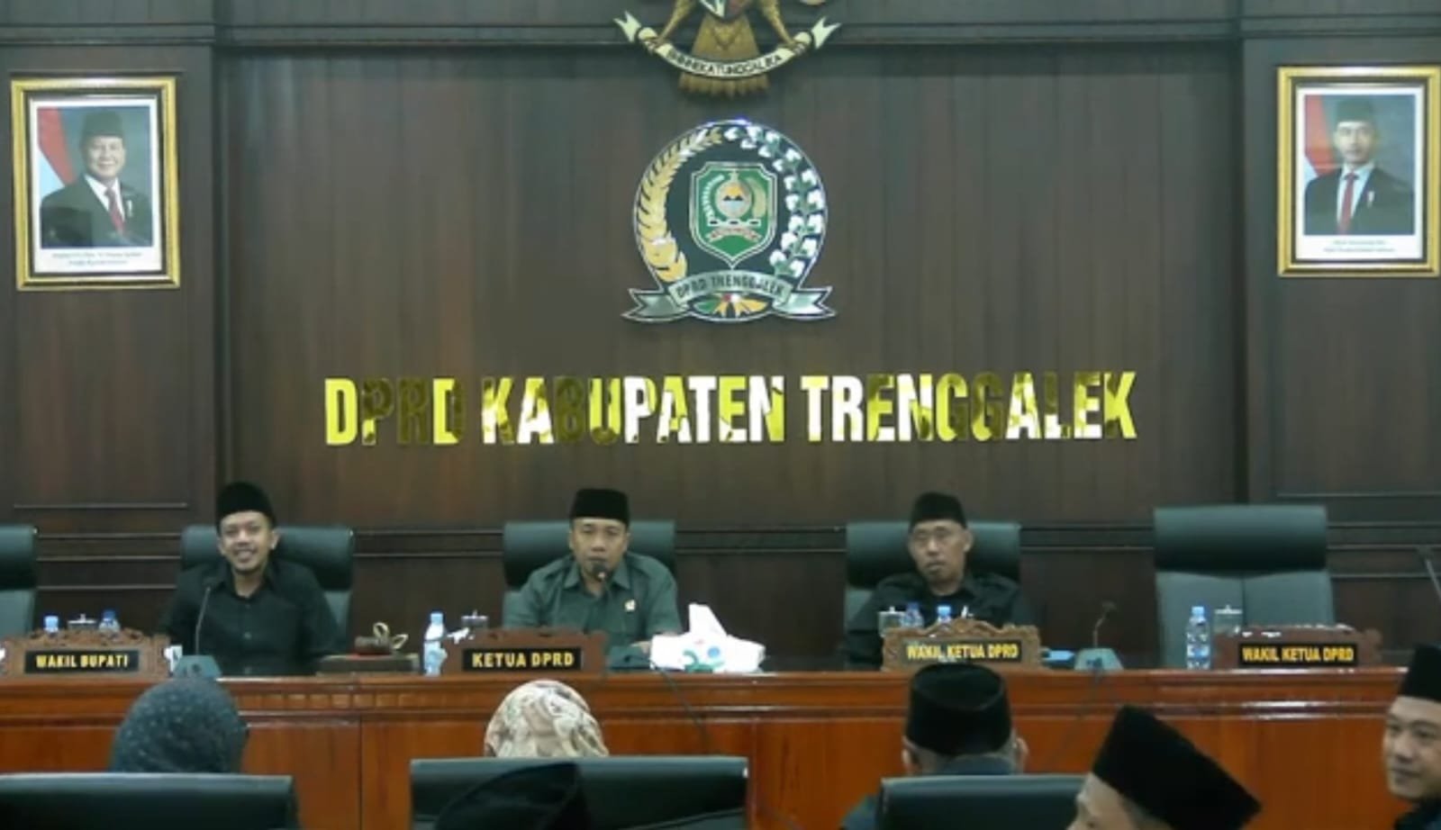 Laporan Keterangan Pertanggungjawaban (LKPJ) APBD Tahun Anggaran 2025 dalam rapat paripurna DPRD Trenggalek