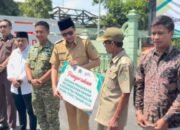 Penyerahan bantuan dilakukan secara simbolis oleh Wakil Bupati Trenggalek, Syah Mohammad Natanegara, di Markas Kodim 0806/Trenggalek