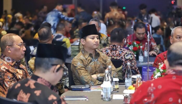 Trenggalek Bersinar di Kancah Nasional, Bupati Arifin dan BPR Jwalita Borong Penghargaan TOP BUMD 2026